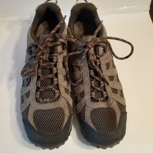 Columbia shoes
